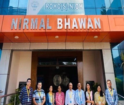 Study Team with the Scientist - E (Medical)